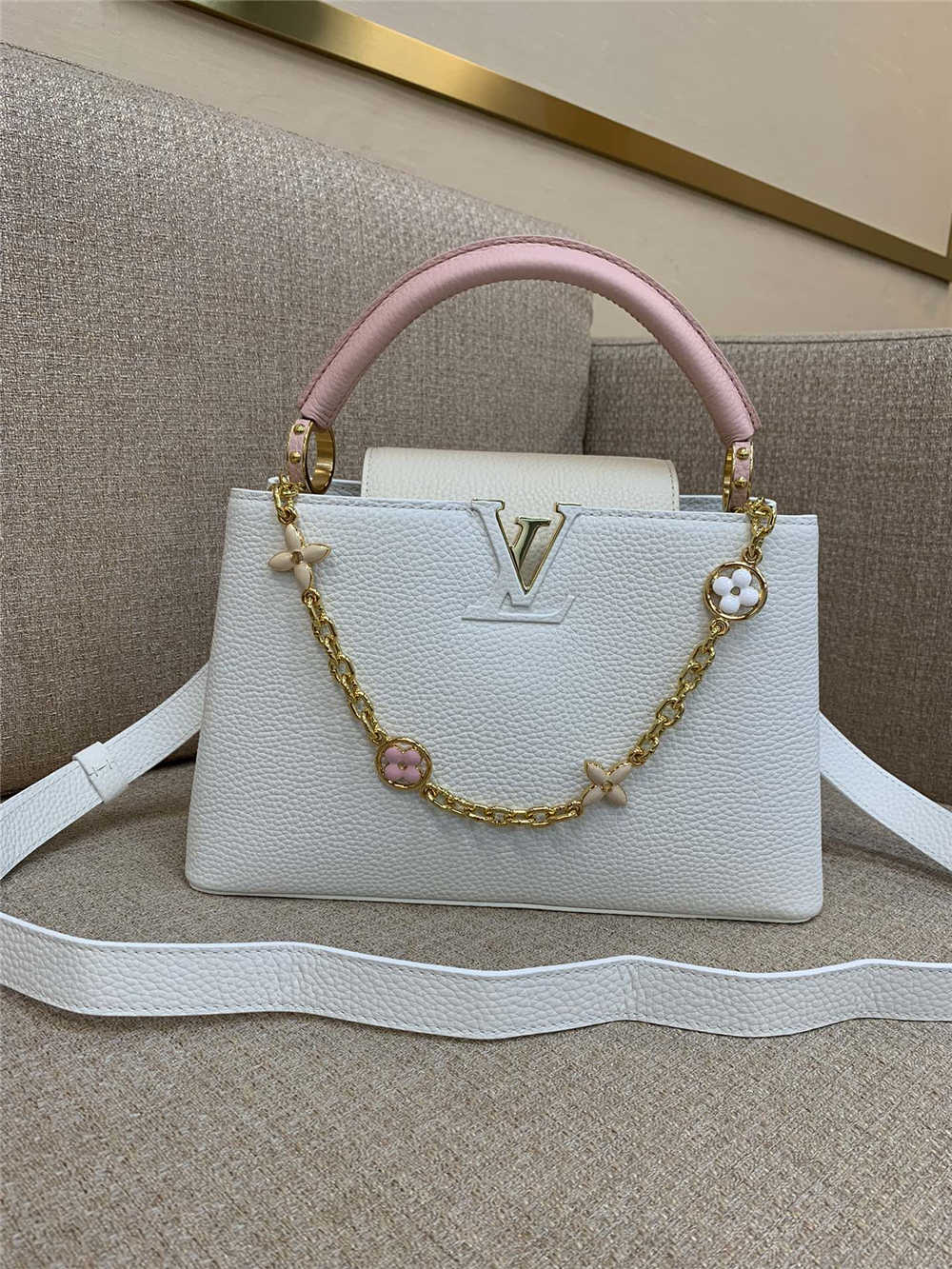 Louis Vuitton M20708 Capucines size:31 x 20 x 11cm 2025 new 